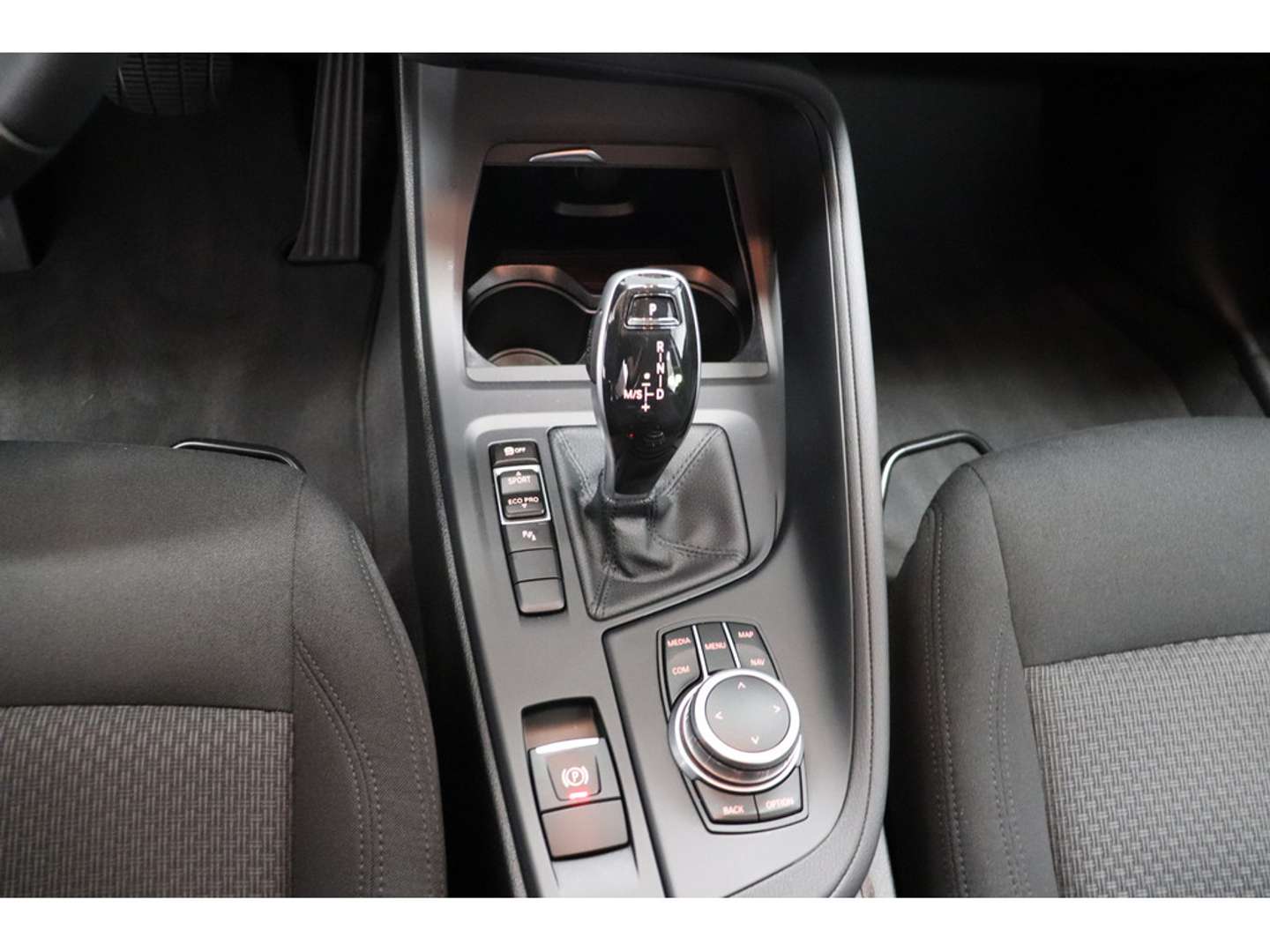 BMW X1 Advantage SDrive 18i - 2022 - Joinsteer - #8