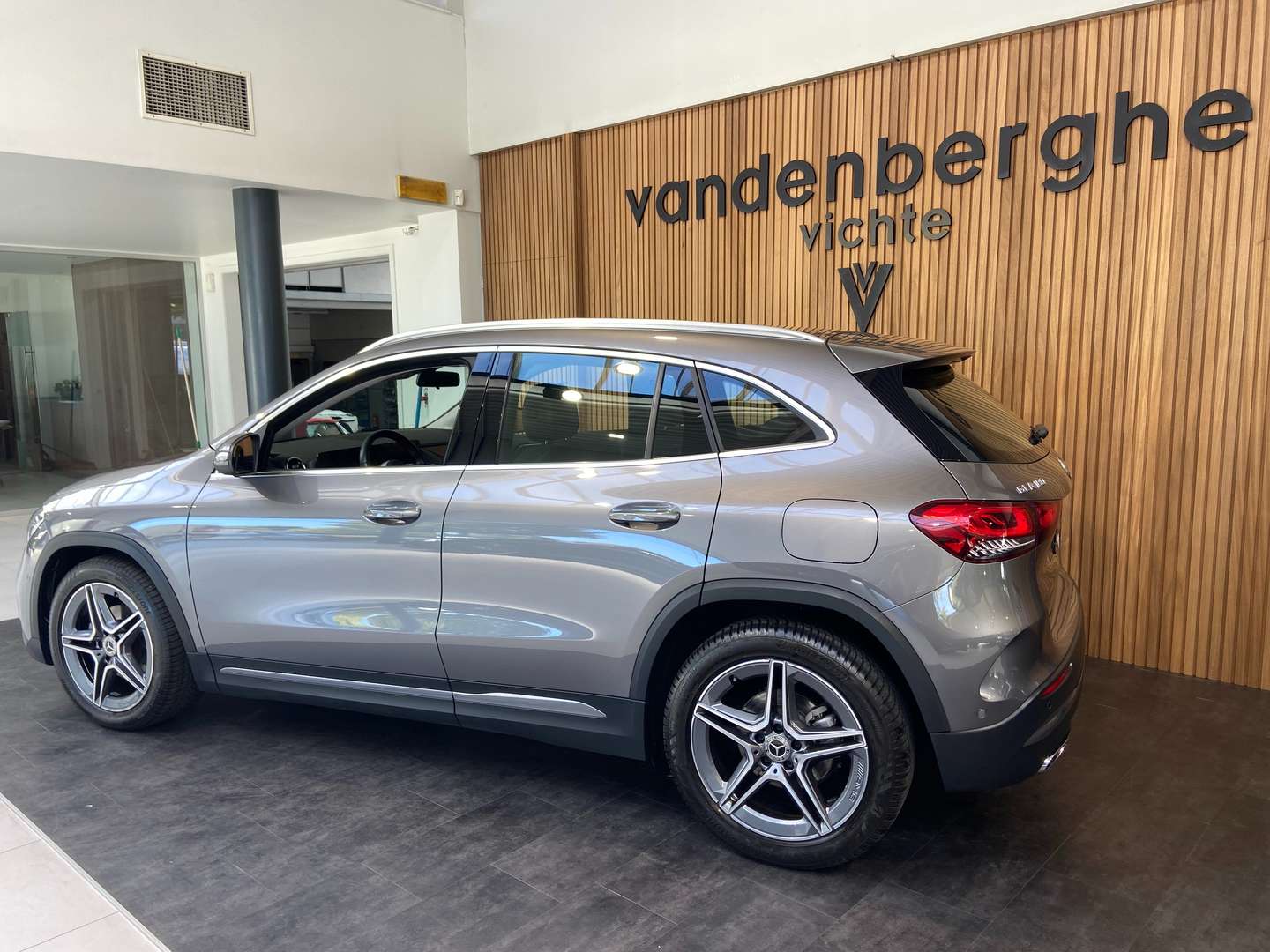 Mercedes GLA 180 AMG Line - 2021 - Joinsteer - #4