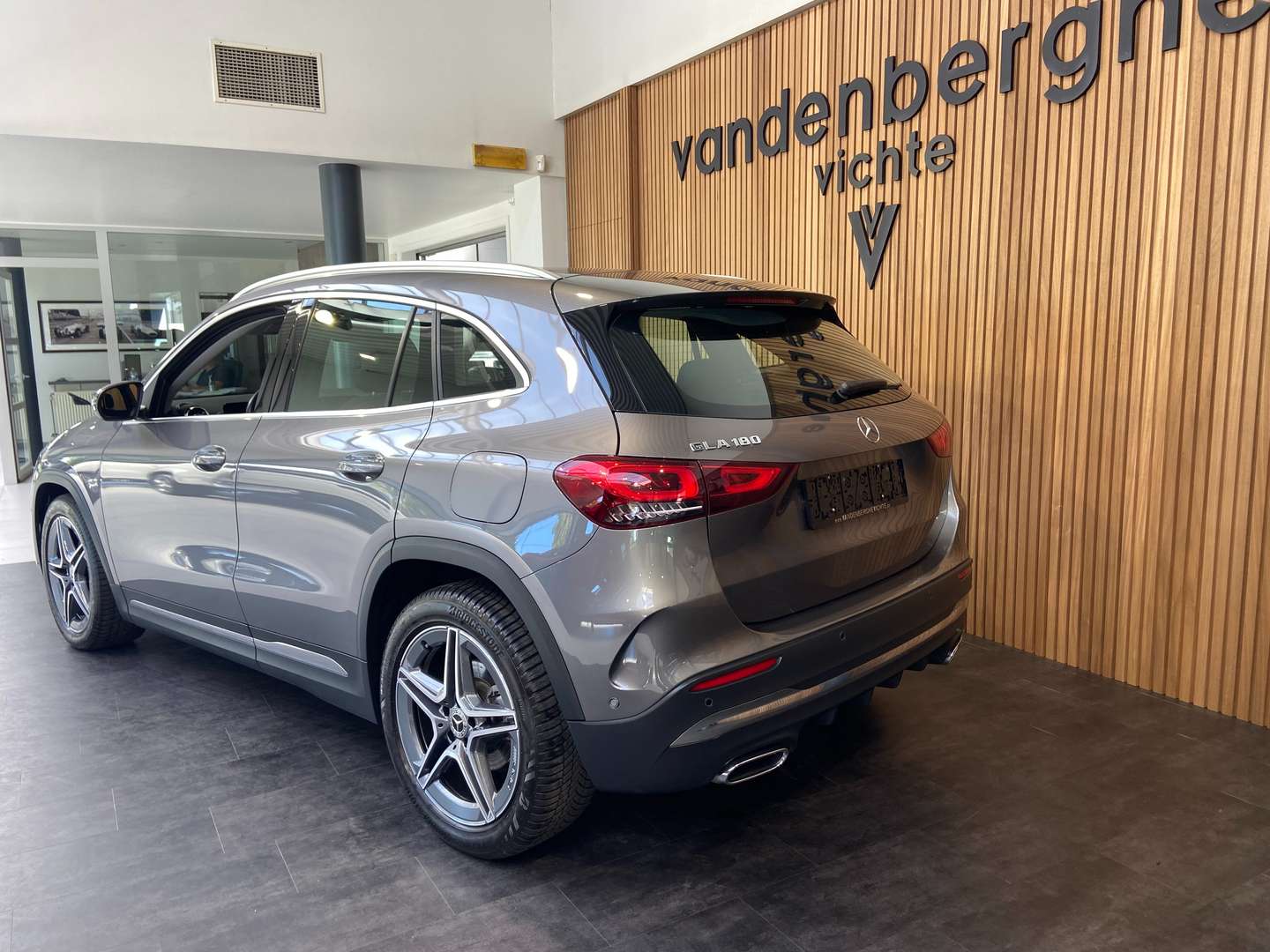 Mercedes GLA 180 AMG Line - 2021 - Joinsteer - #5