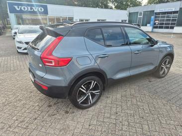 Volvo XC40 T5 Recharge R-Design — photo 6