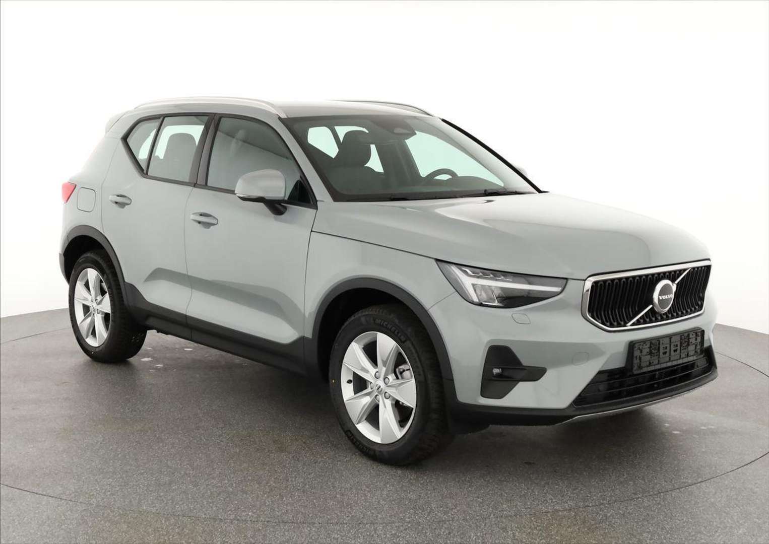 Volvo XC40 B3 Core - 2025 - Joinsteer - #1