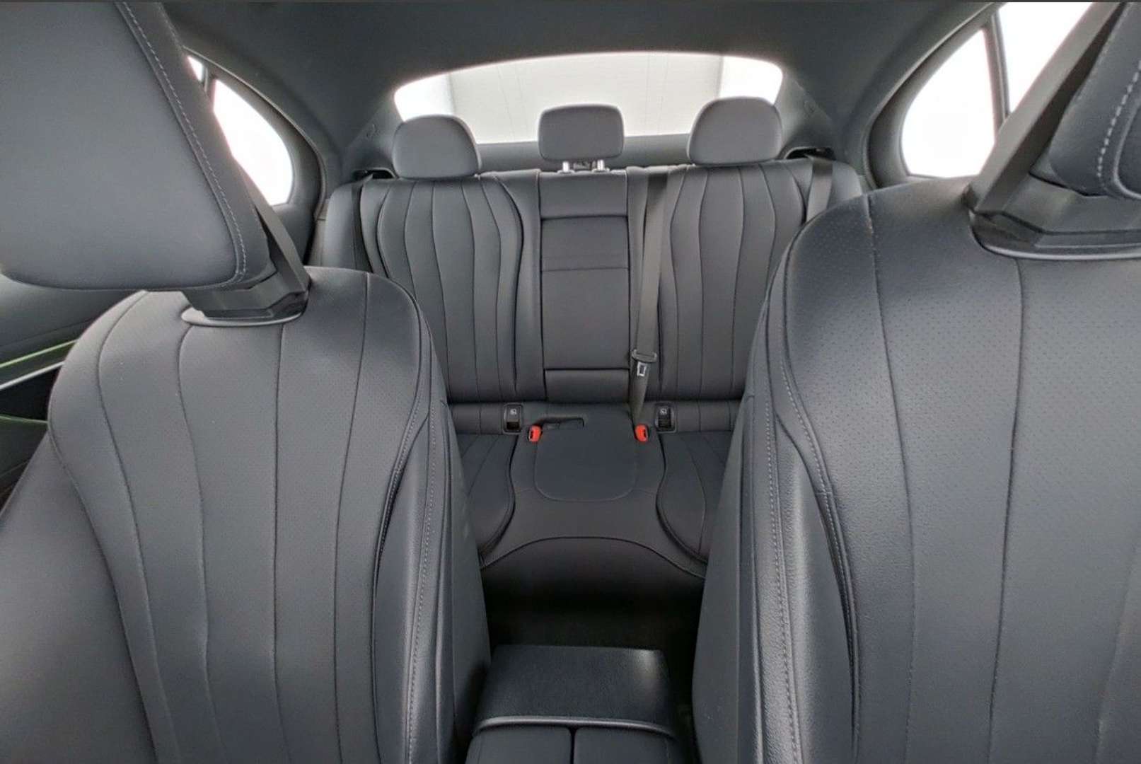 Mercedes Classe E 200 Avantgarde - 2024 - Joinsteer - #12