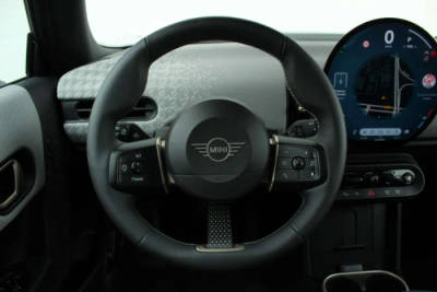 Mini Hatchback Favoured Cooper - 2025 - Joinsteer - #1