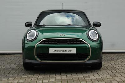 Mini Hatchback Favoured Cooper