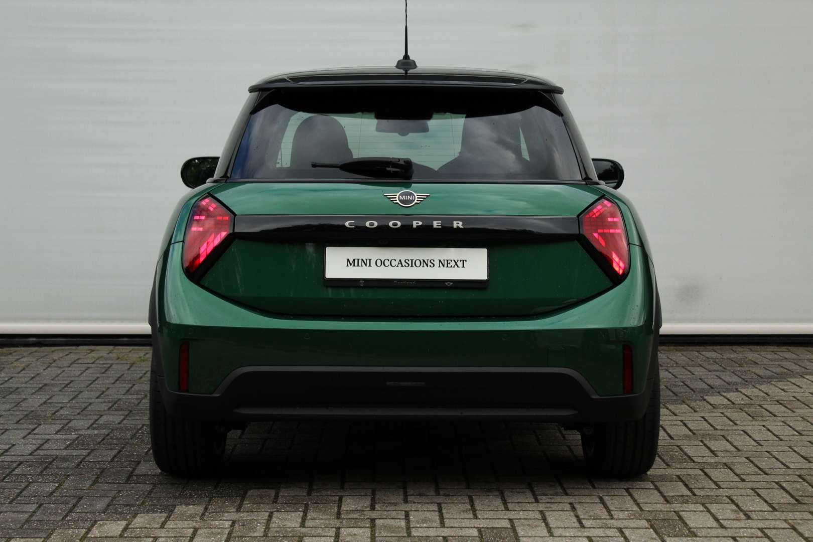 Mini Hatchback Favoured Cooper - 2025 - Joinsteer - #3