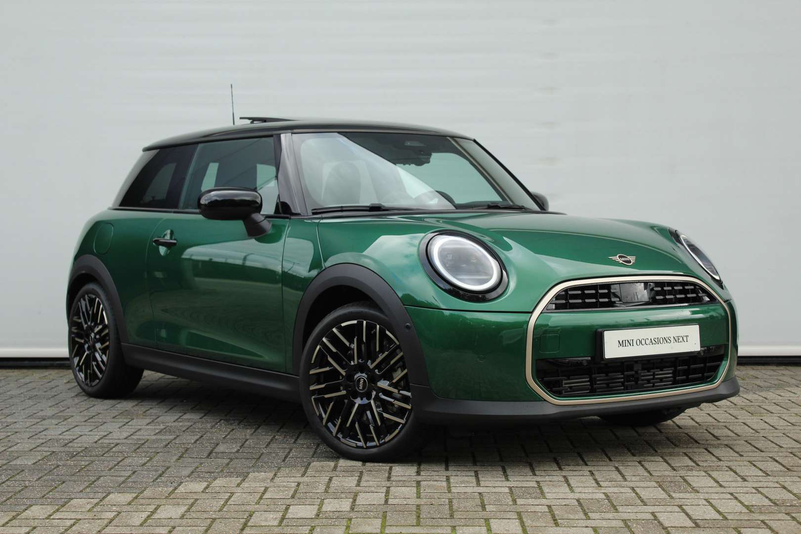 Mini Hatchback Favoured Cooper - 2025 - Joinsteer - #10