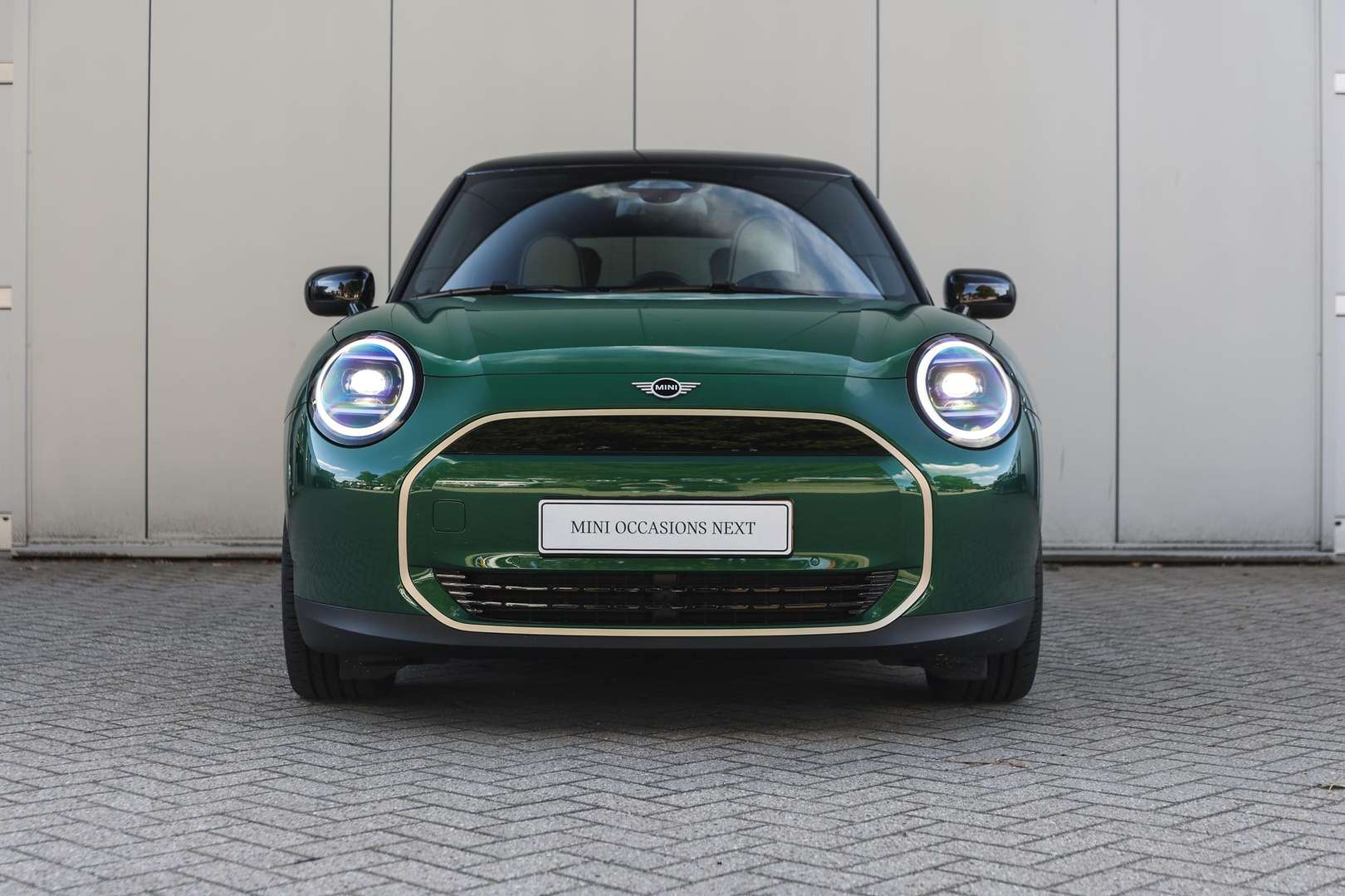 Mini Hatchback Favoured Cooper E - 2025 - Joinsteer - #4