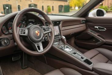 Porsche 991 Targa 4 GTS — photo 11