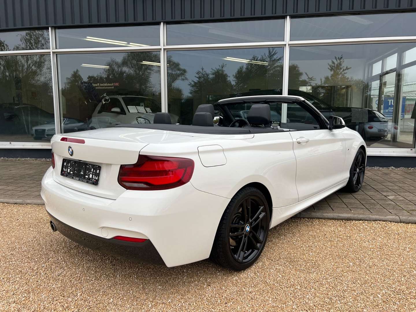 BMW Série 2 Cabriolet M Sport 220i - 2021 - Joinsteer - #4