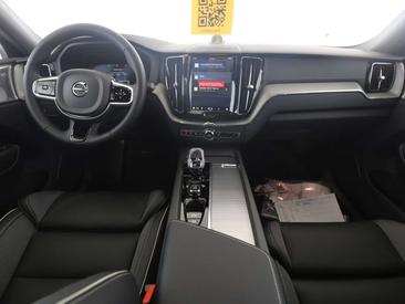 Volvo XC60 B5 Inscription — photo 6