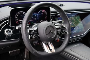 Mercedes Classe E 53 AMG Line — photo 21