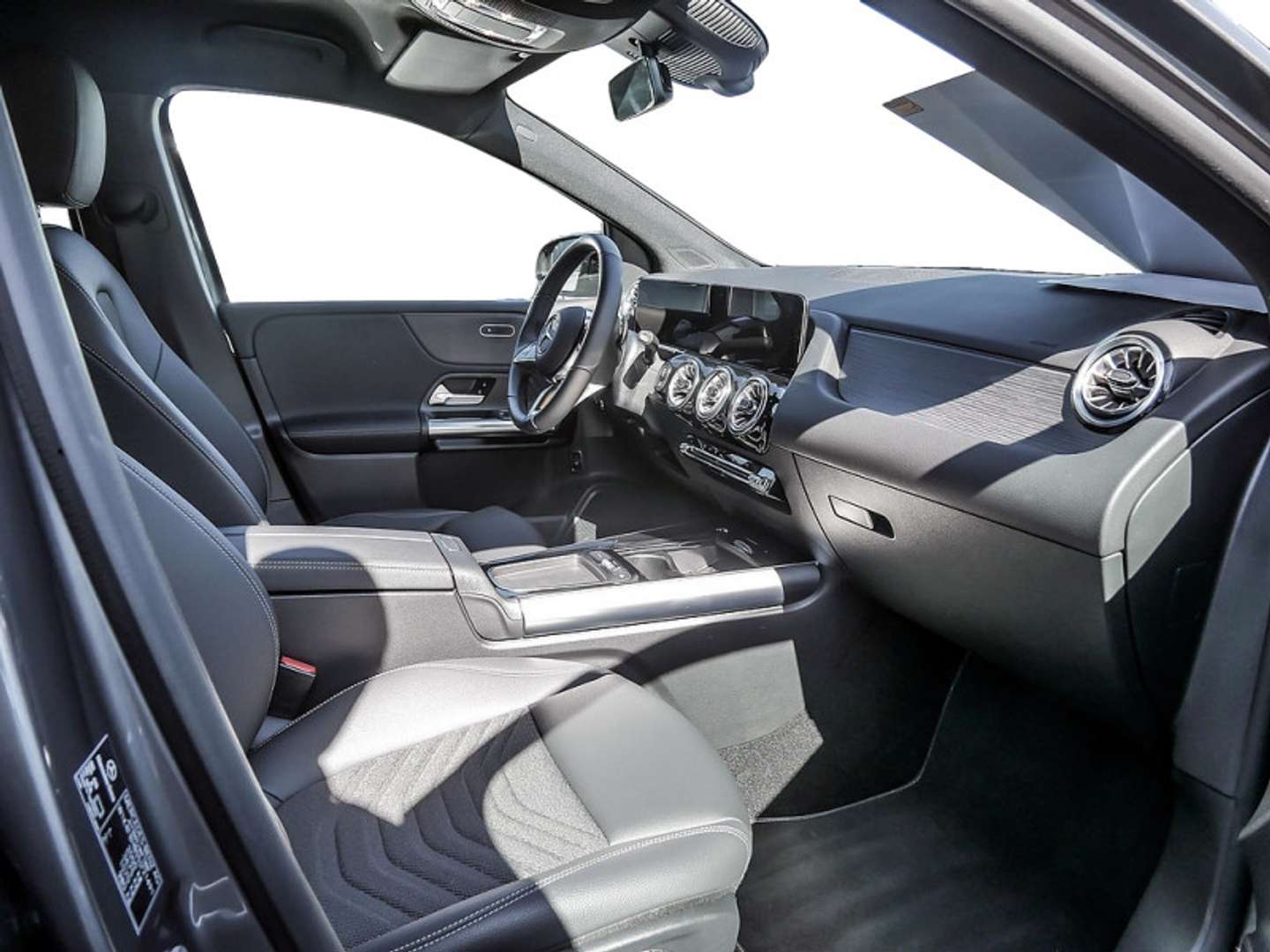 Mercedes Classe B 200 Progressive - 2025 - Joinsteer - #5