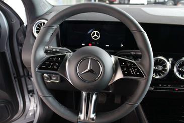 Mercedes GLA 200 PROGRESSIVE — photo 11