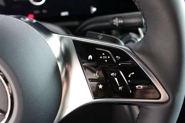 Mercedes GLA 200 PROGRESSIVE — photo 13