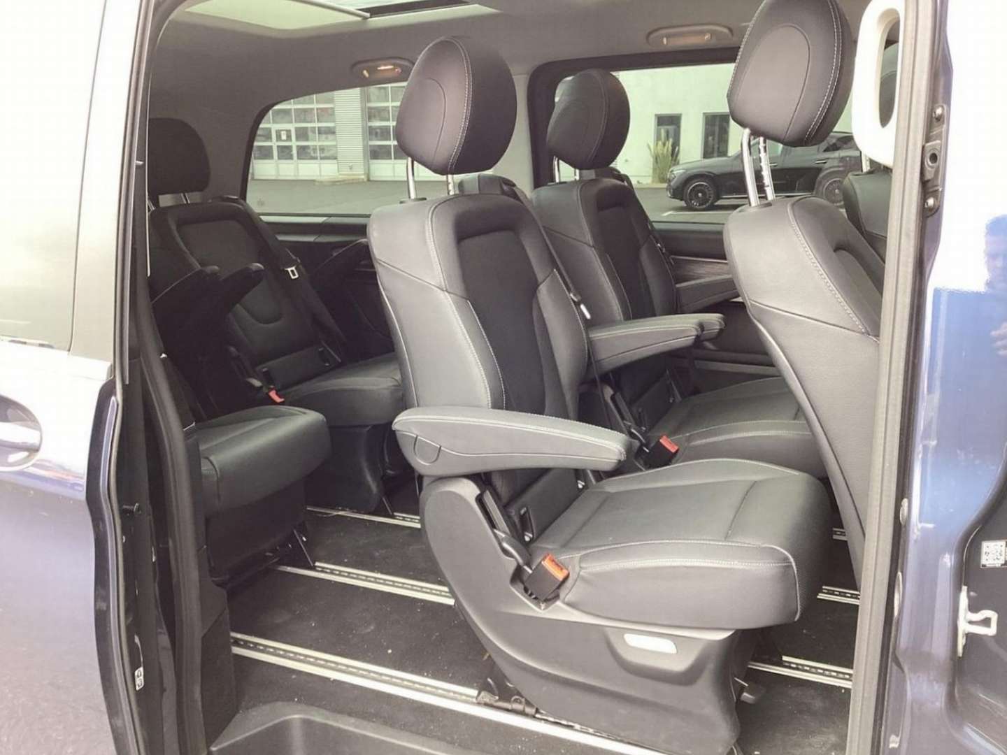 Mercedes EQV 300 AVANTGAR - 2024 - Joinsteer - #10