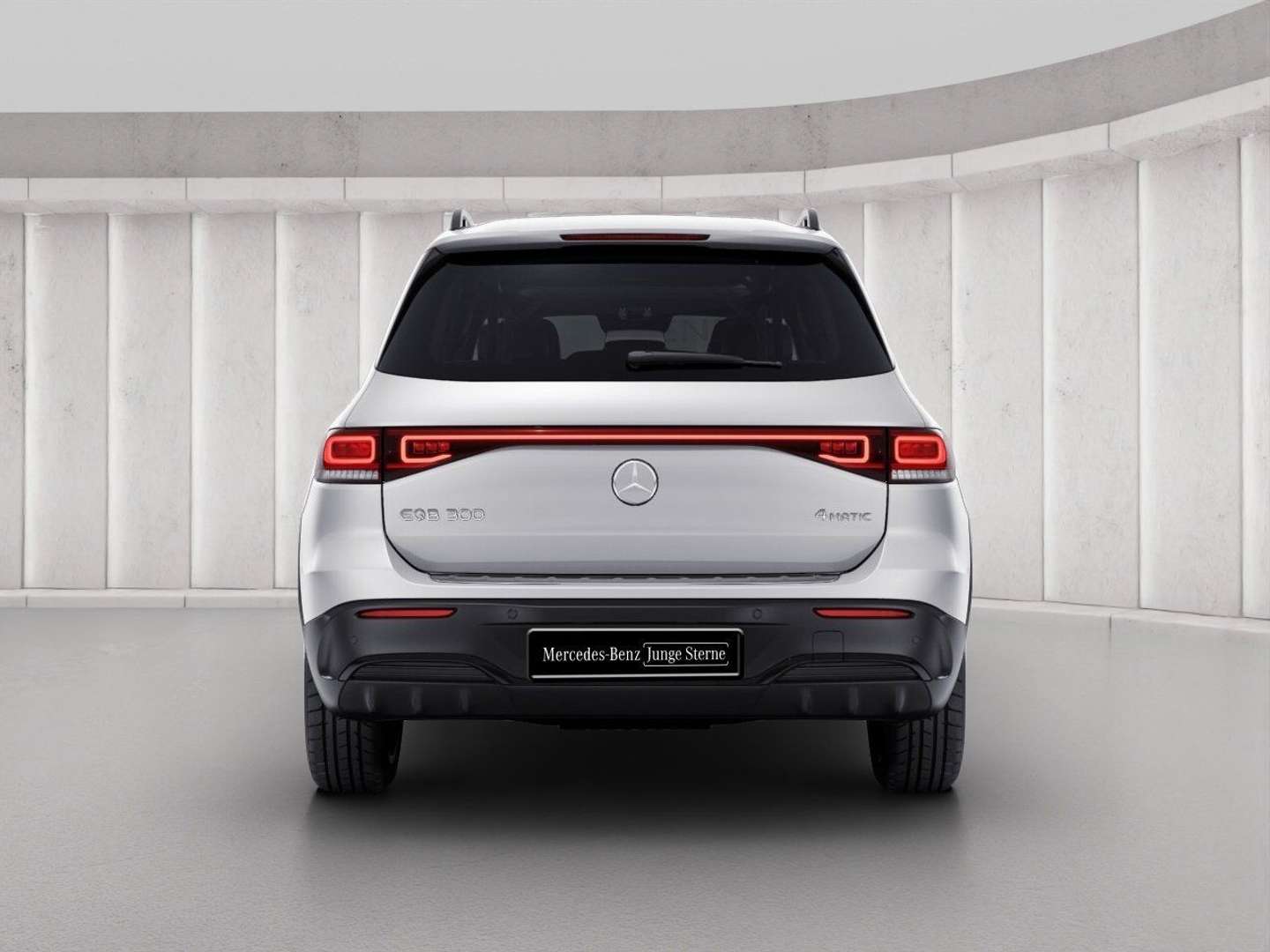 Mercedes EQB 300 AMG Line - 2024 - Joinsteer - #2