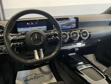 Mercedes CLA 200 Premium — photo 13