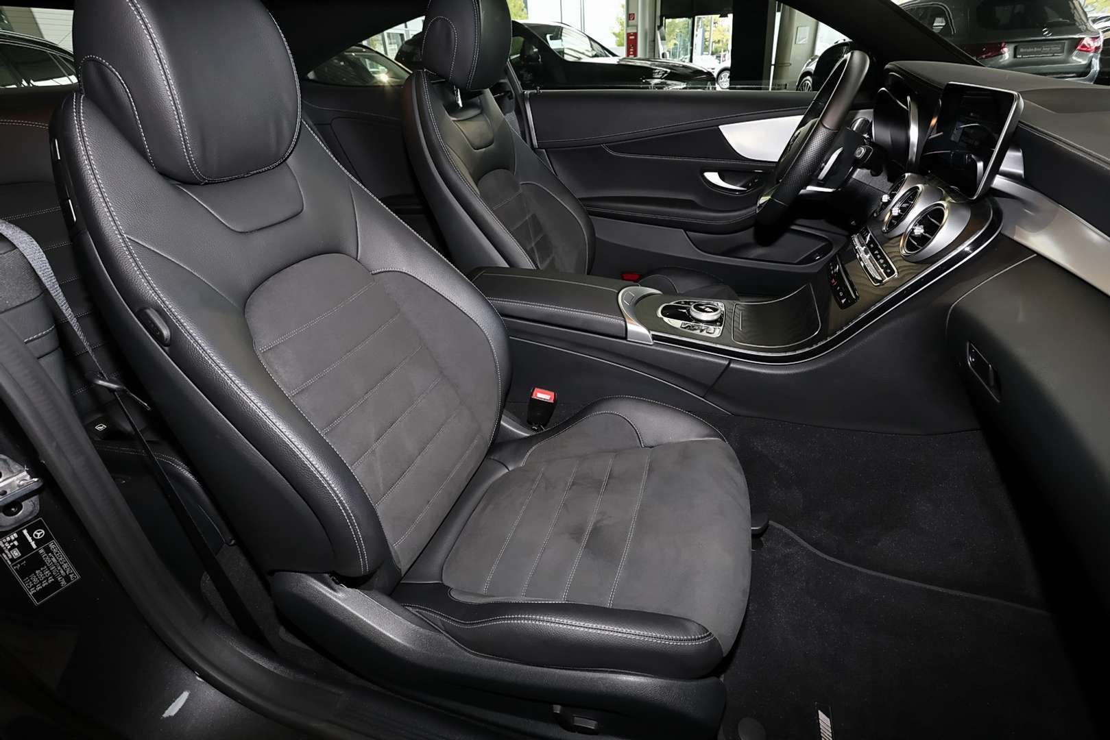 Mercedes Classe C Coupé 300 AMG Line - 2022 - Joinsteer - #4