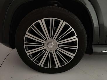Mercedes GLS 600 AMG Line — photo 9