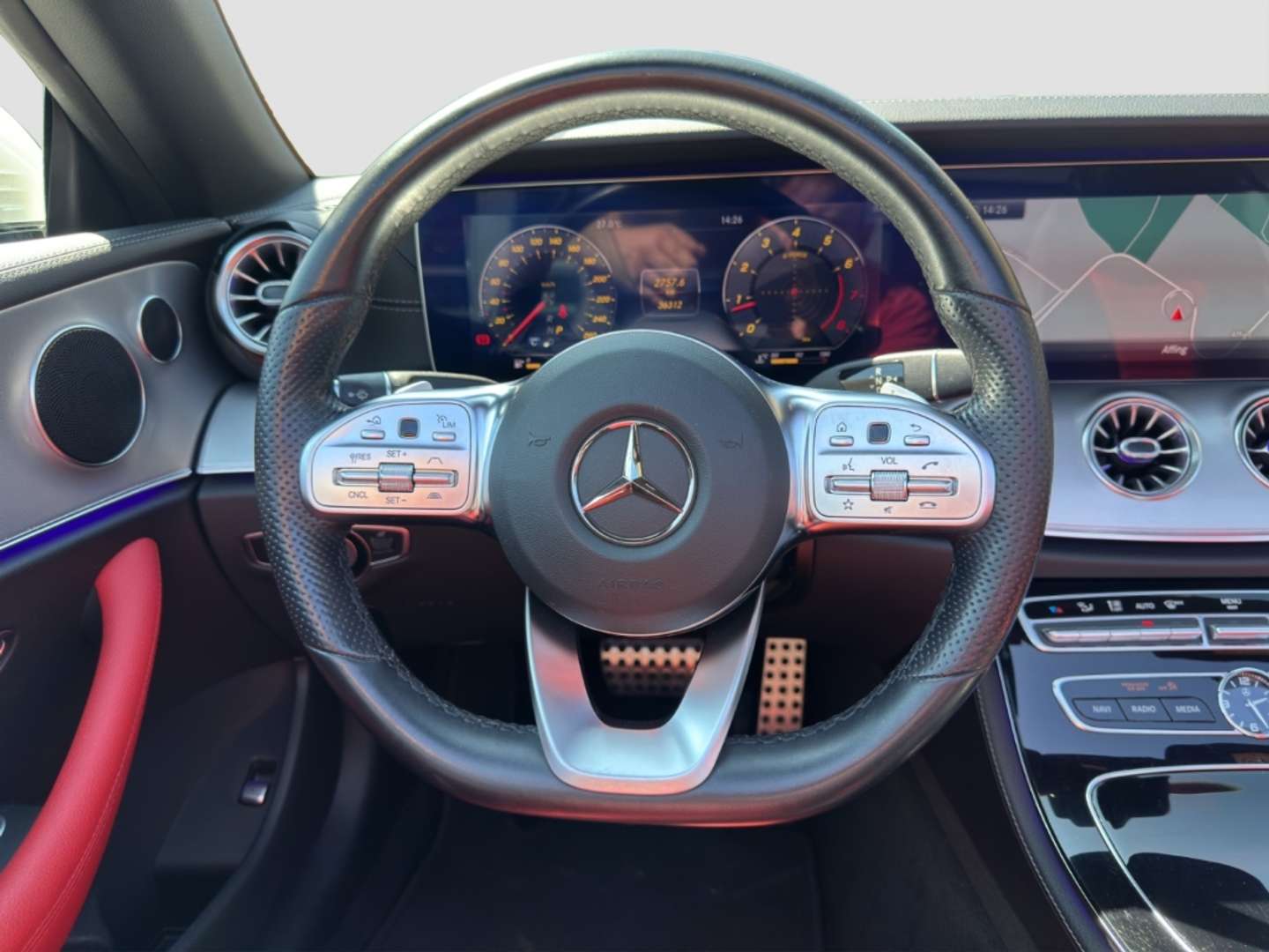 Mercedes Classe E Cabriolet 200 AMG Line - 2018 - Joinsteer - #16
