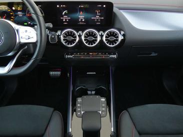 Mercedes EQA 250 Premium — photo 16
