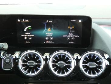 Mercedes EQA 250 Premium — photo 17