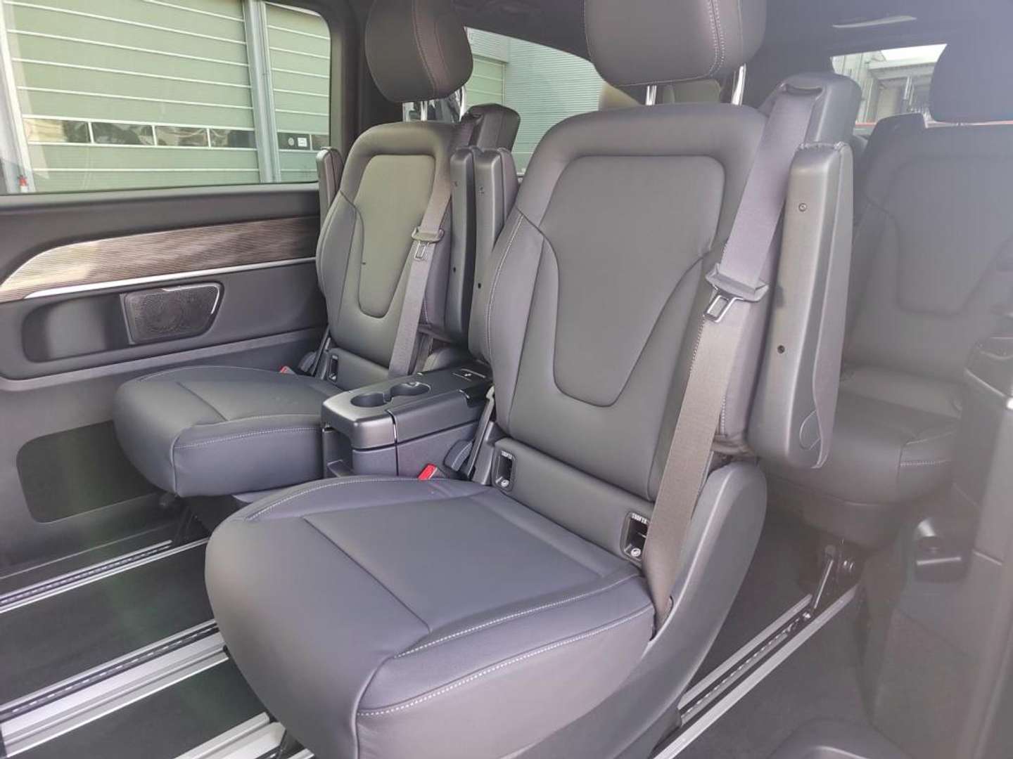 Mercedes EQV 300 Avantgarde - 2023 - Joinsteer - #7