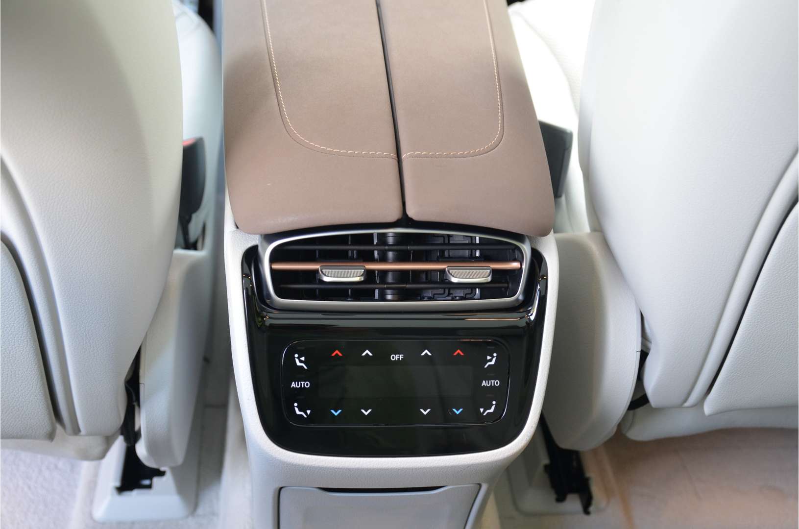 Mercedes EQS SUV 450+ AMG Line - 2023 - Joinsteer - #17