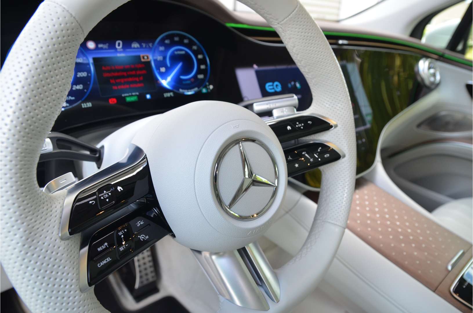 Mercedes EQS SUV 450+ AMG Line - 2023 - Joinsteer - #19