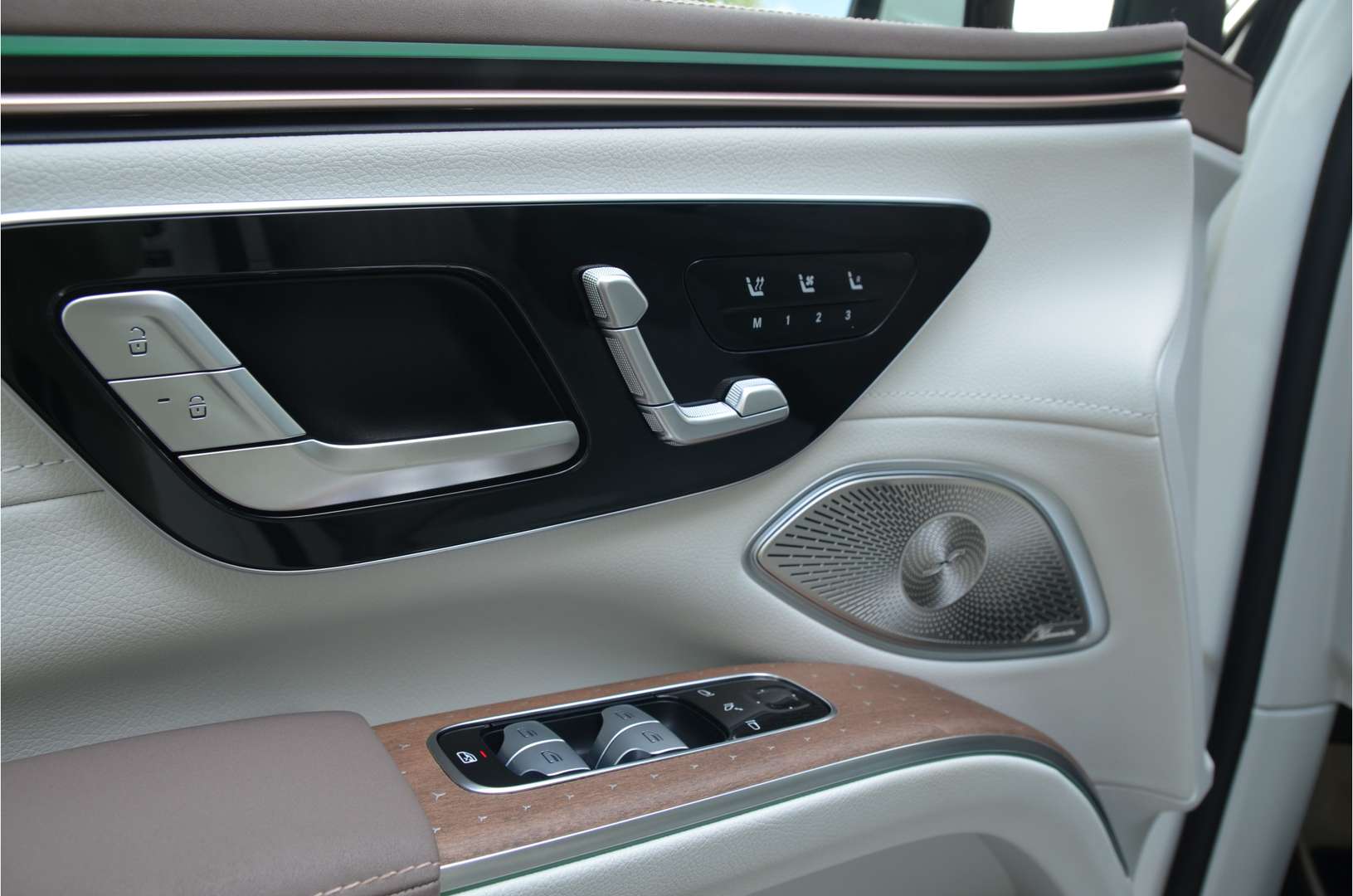 Mercedes EQS SUV 450+ AMG Line - 2023 - Joinsteer - #41