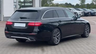 Mercedes Classe E Break 200 AMG Line — photo 6
