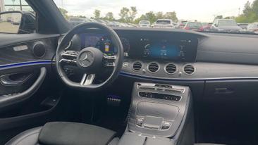 Mercedes Classe E Break 200 AMG Line — photo 30