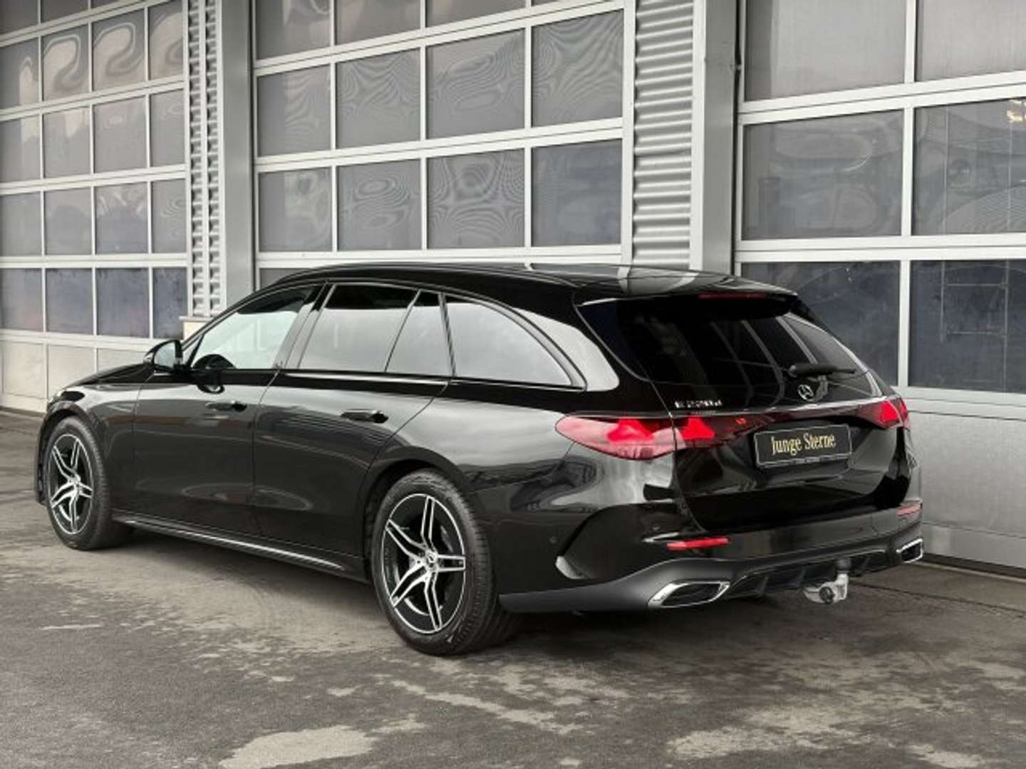 Mercedes Classe E 220 AMG-LINE - 2024 - Joinsteer - #3