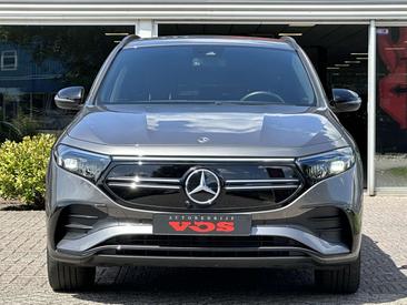 Mercedes EQA 250+ AMG Line — photo 12