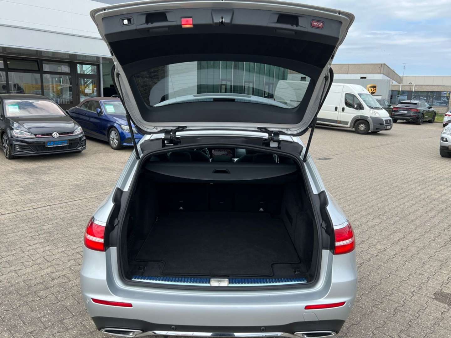 Mercedes Classe E Break 200 AMG Line - 2019 - Joinsteer - #19
