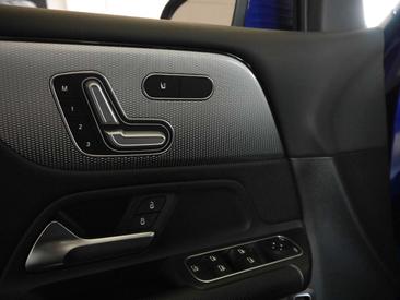 Mercedes GLB 200 — photo 20
