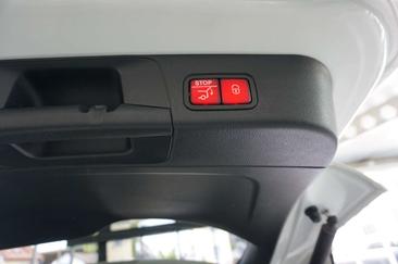 Mercedes GLB 180 Progressive — photo 12