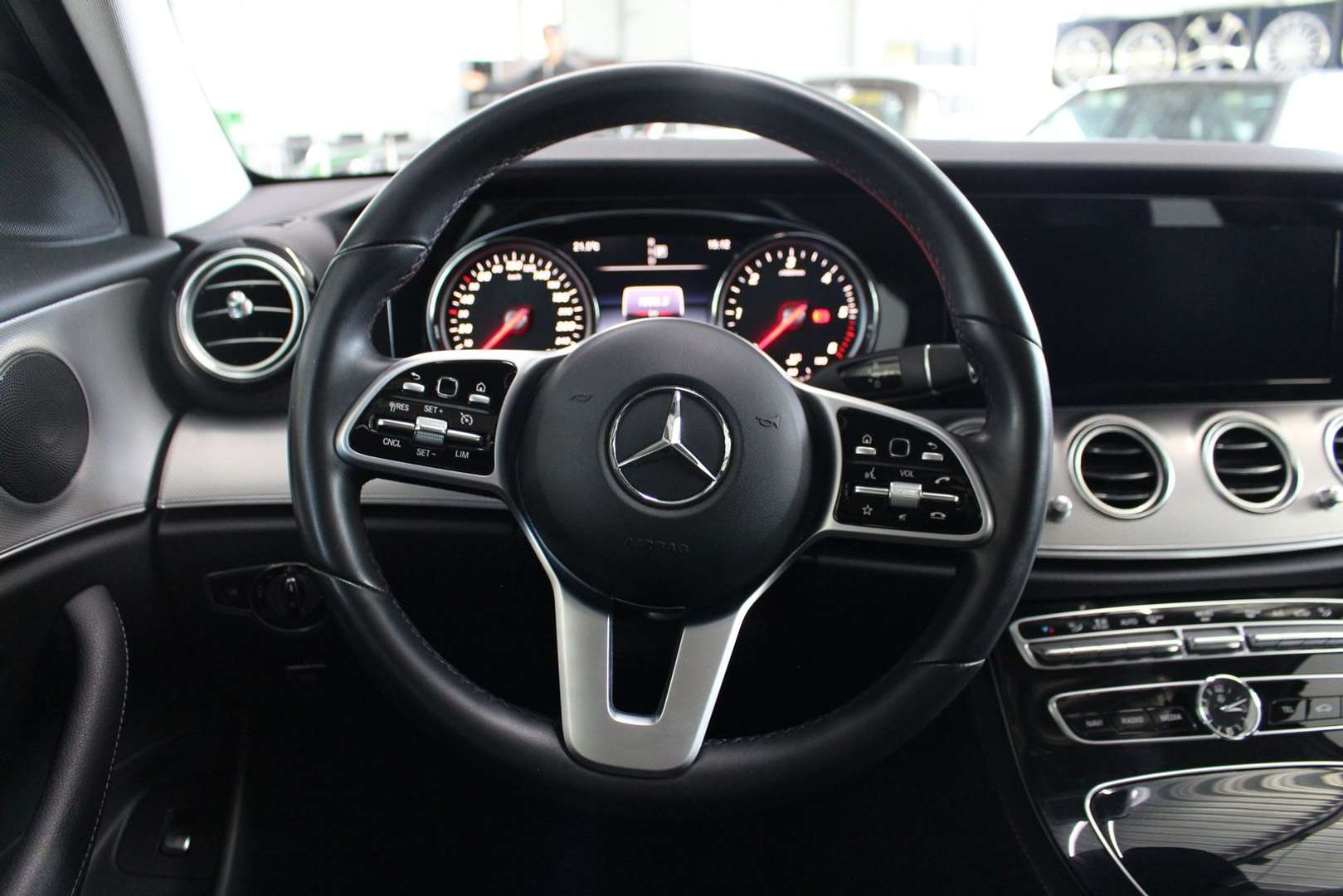 Mercedes Classe E Break 220 Avantgarde - 2018 - Joinsteer - #10
