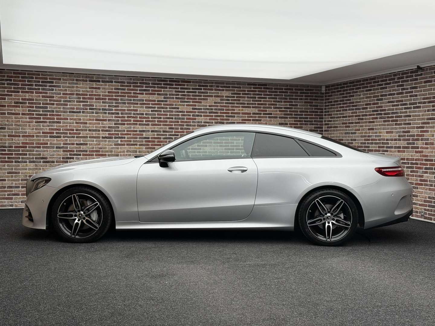 Mercedes Classe E Coupé 200 AMG LINE - 2018 - Joinsteer - #4