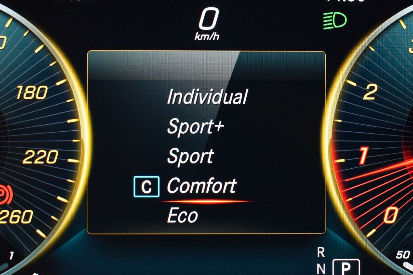 Mercedes Classe C Coupé 300 AMG Line - 2018 - Joinsteer - #24