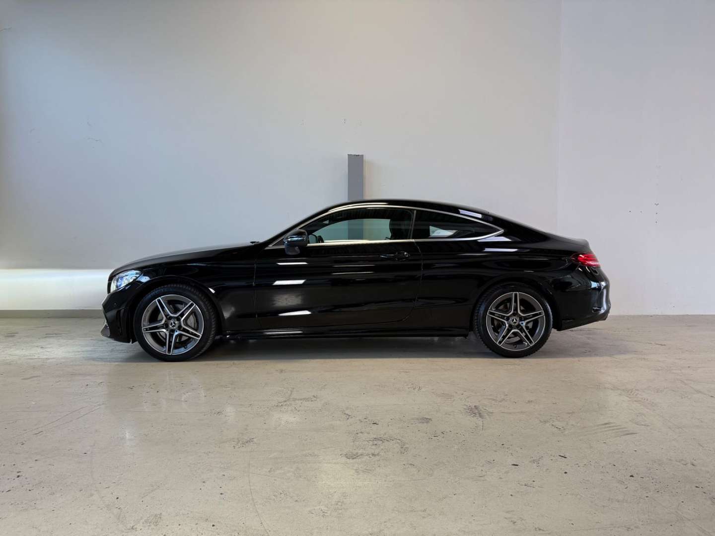 Mercedes Classe C Coupé 220 AMG Line - 2021 - Joinsteer - #3