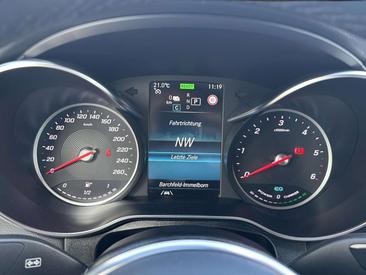 Mercedes GLC Coupé 300 Exclusive — photo 20