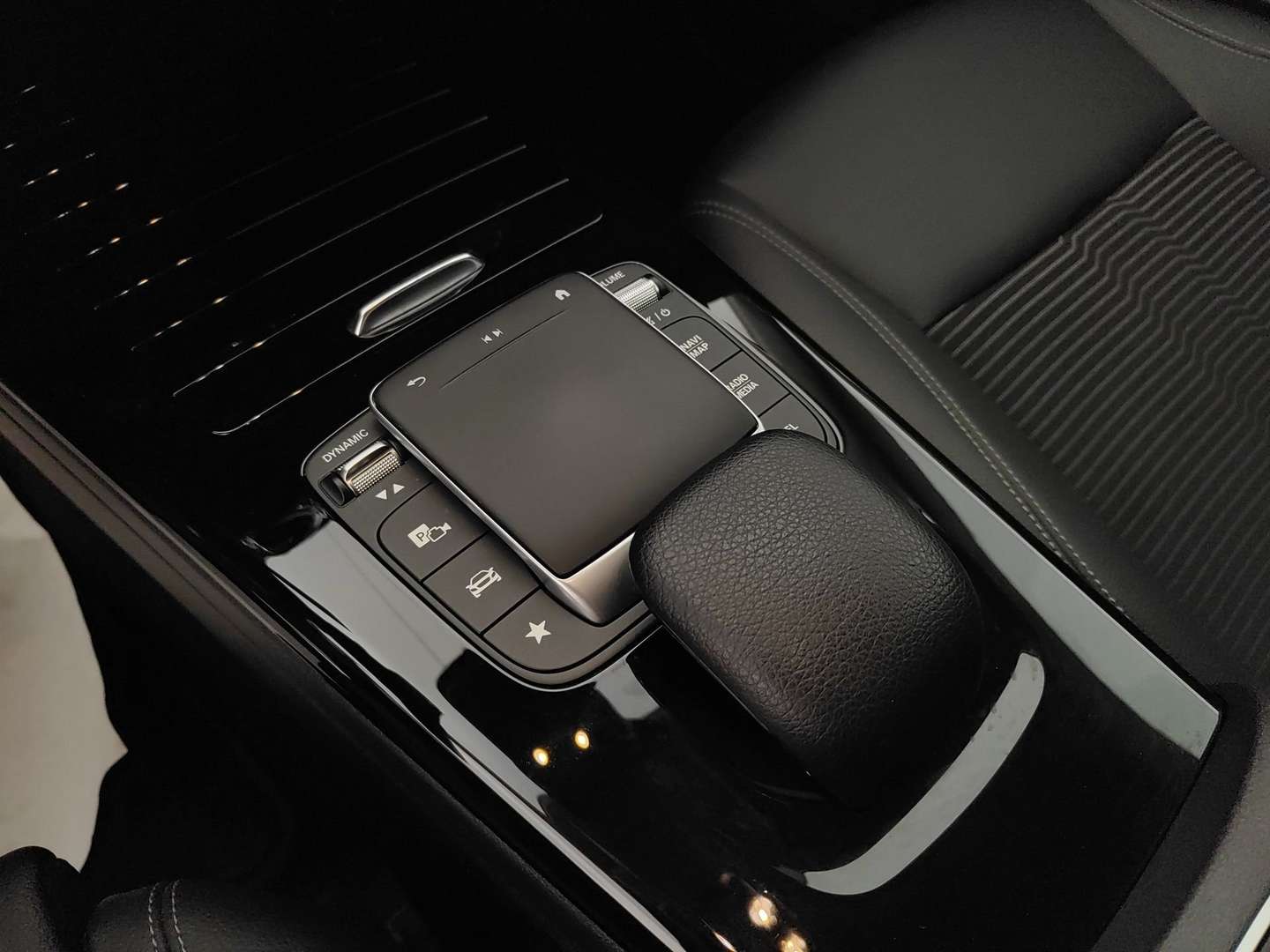 Mercedes CLA 180 Sport - 2022 - Joinsteer - #25
