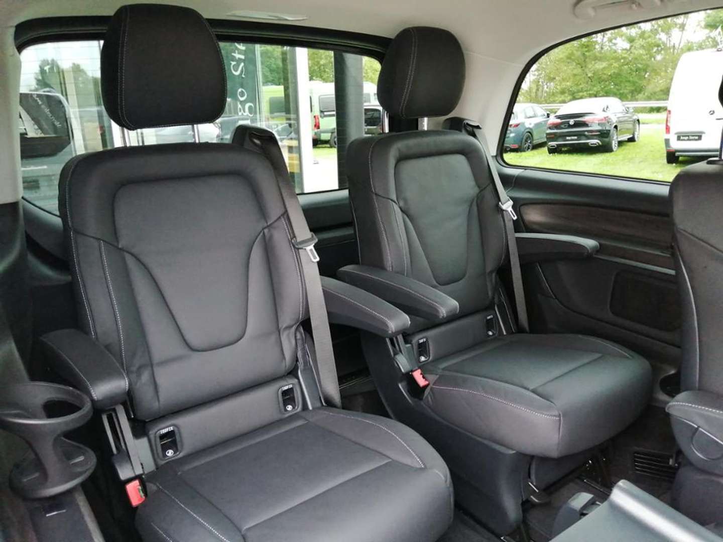 Mercedes V 220 D 220 Avantgarde - 2024 - Joinsteer - #14