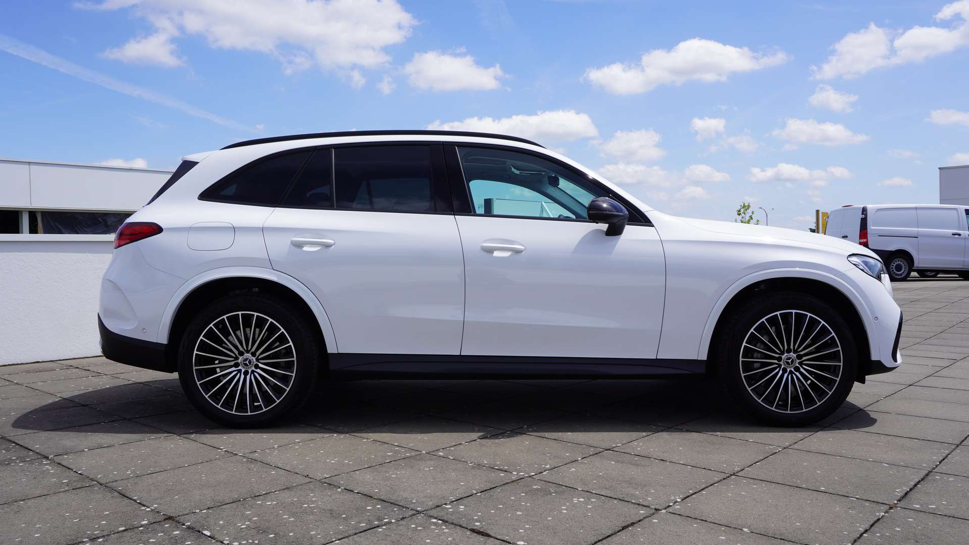 Mercedes GLC 300 AMG Line - 2024 - Joinsteer - #2