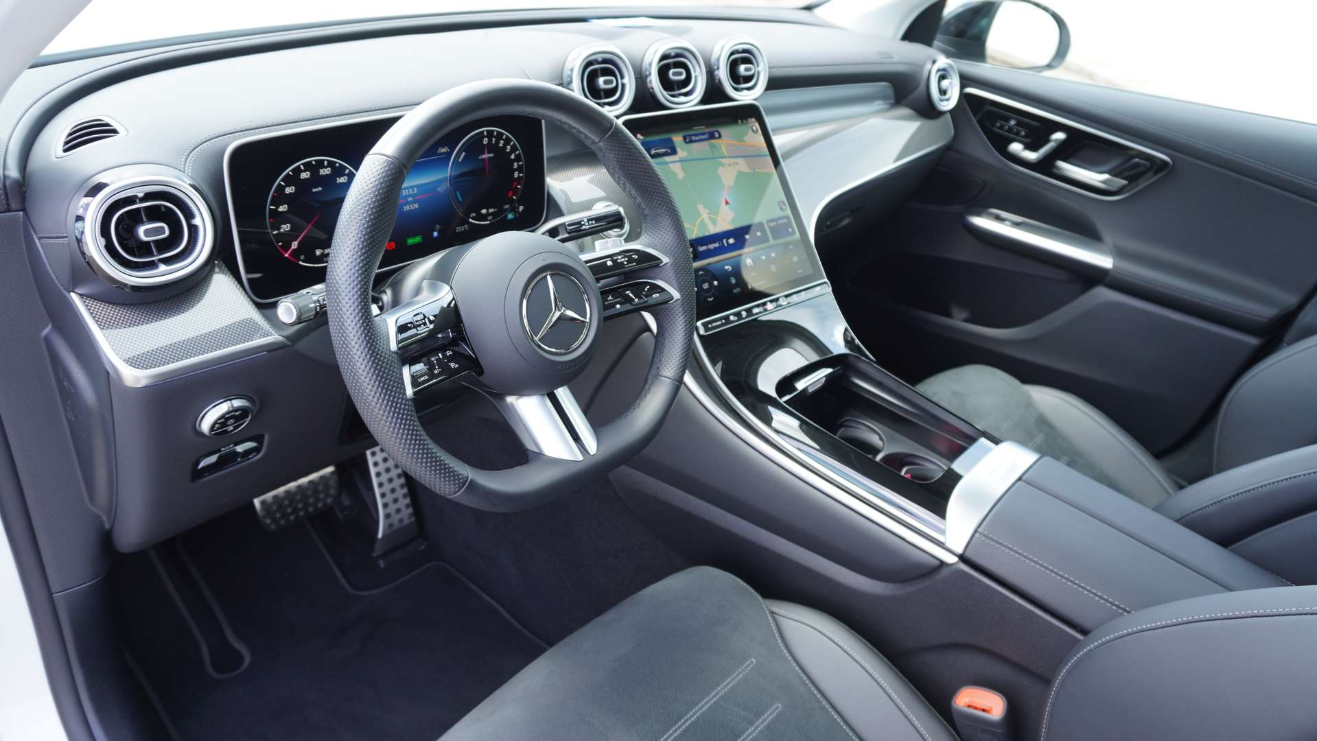 Mercedes GLC 300 AMG Line - 2024 - Joinsteer - #12