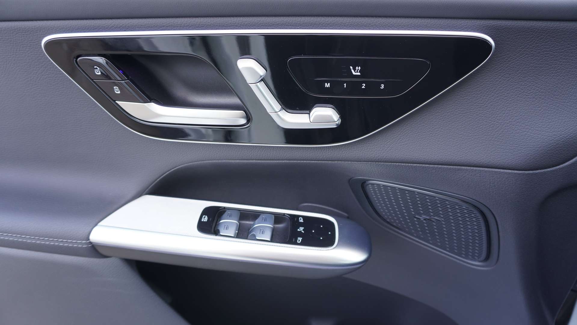 Mercedes GLC 300 AMG Line - 2024 - Joinsteer - #13