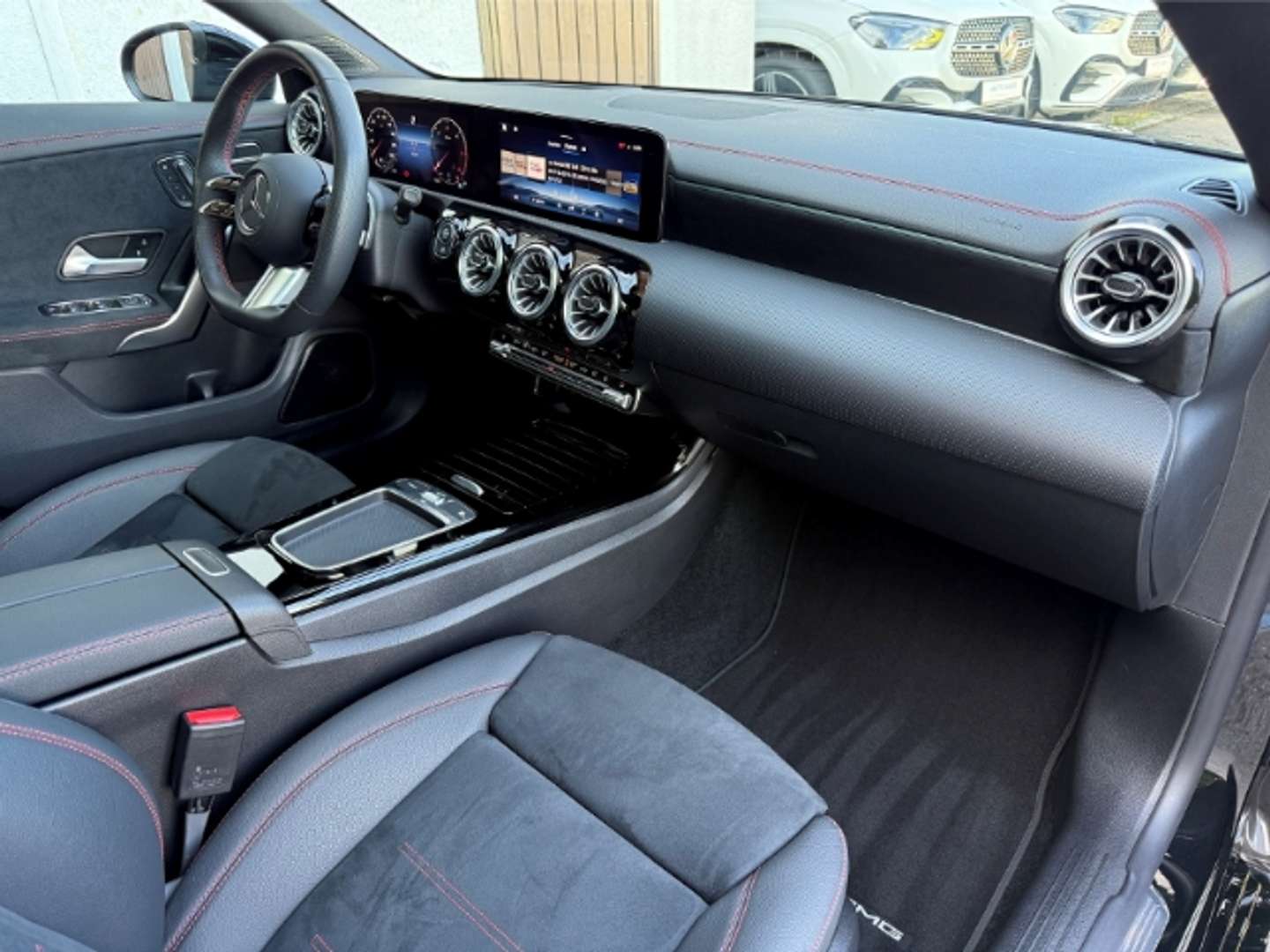 Mercedes CLA 220 AMG Line - 2024 - Joinsteer - #14