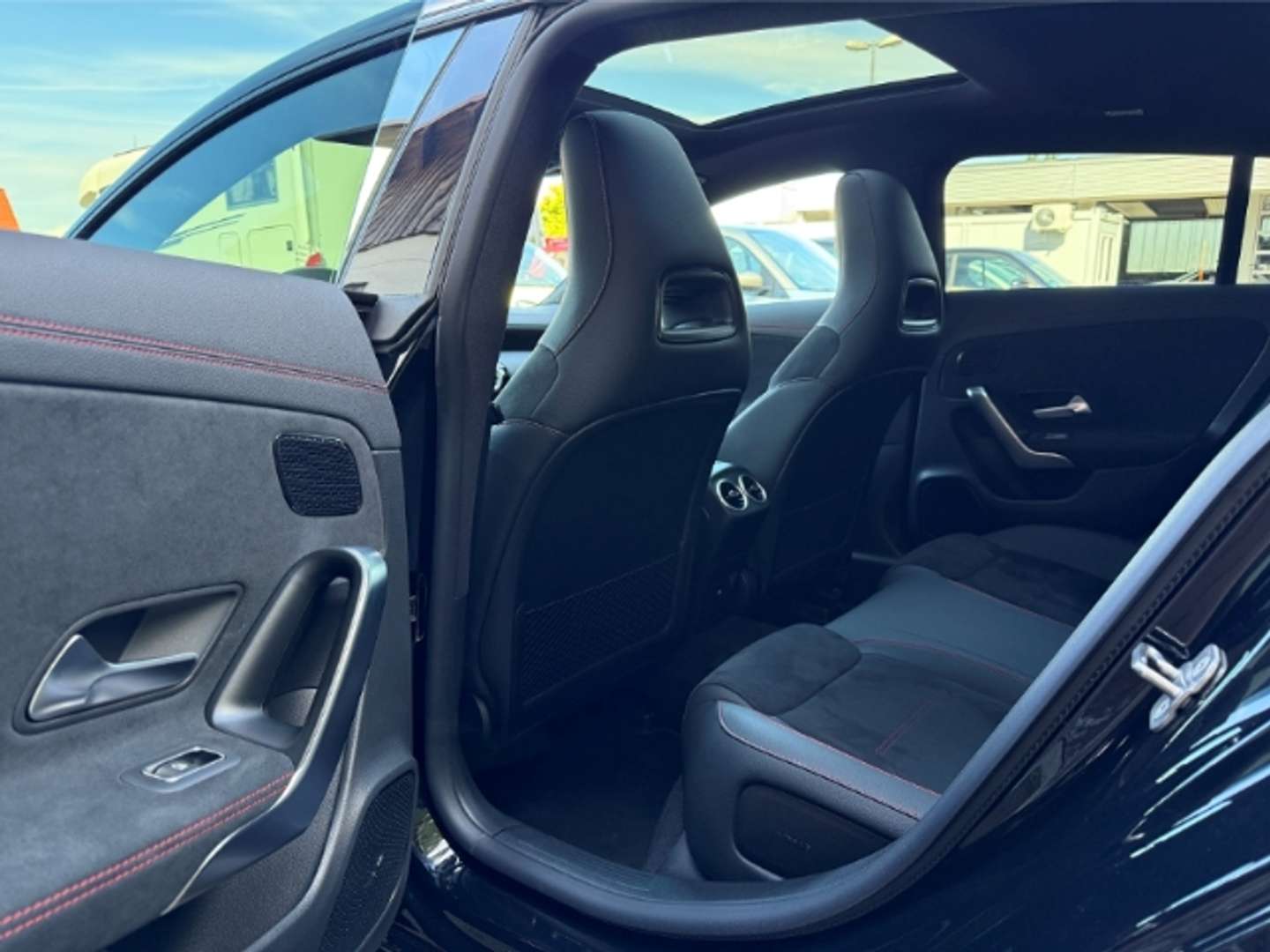 Mercedes CLA 220 AMG Line - 2024 - Joinsteer - #17