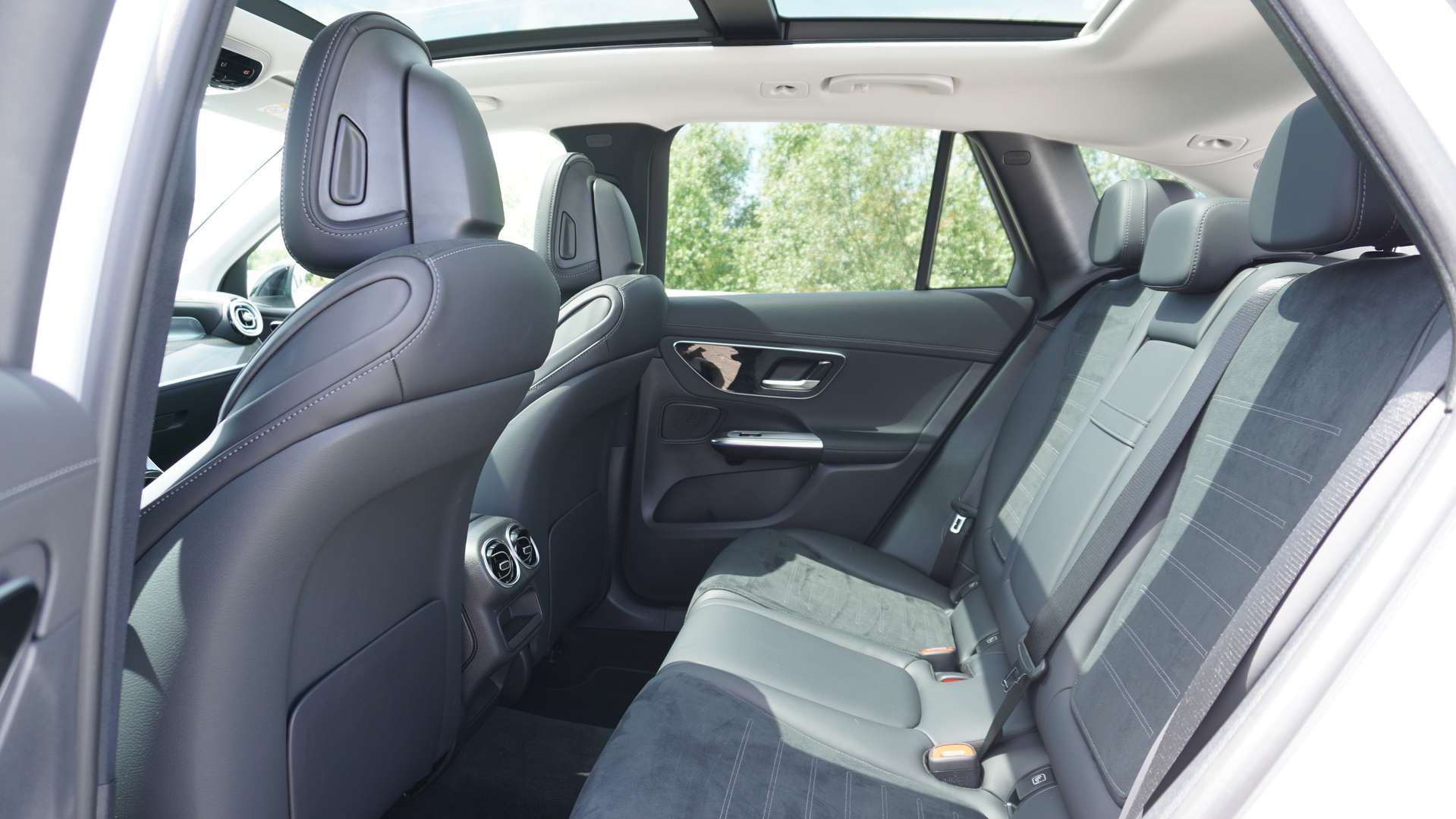 Mercedes GLC 300 AMG Line - 2024 - Joinsteer - #17